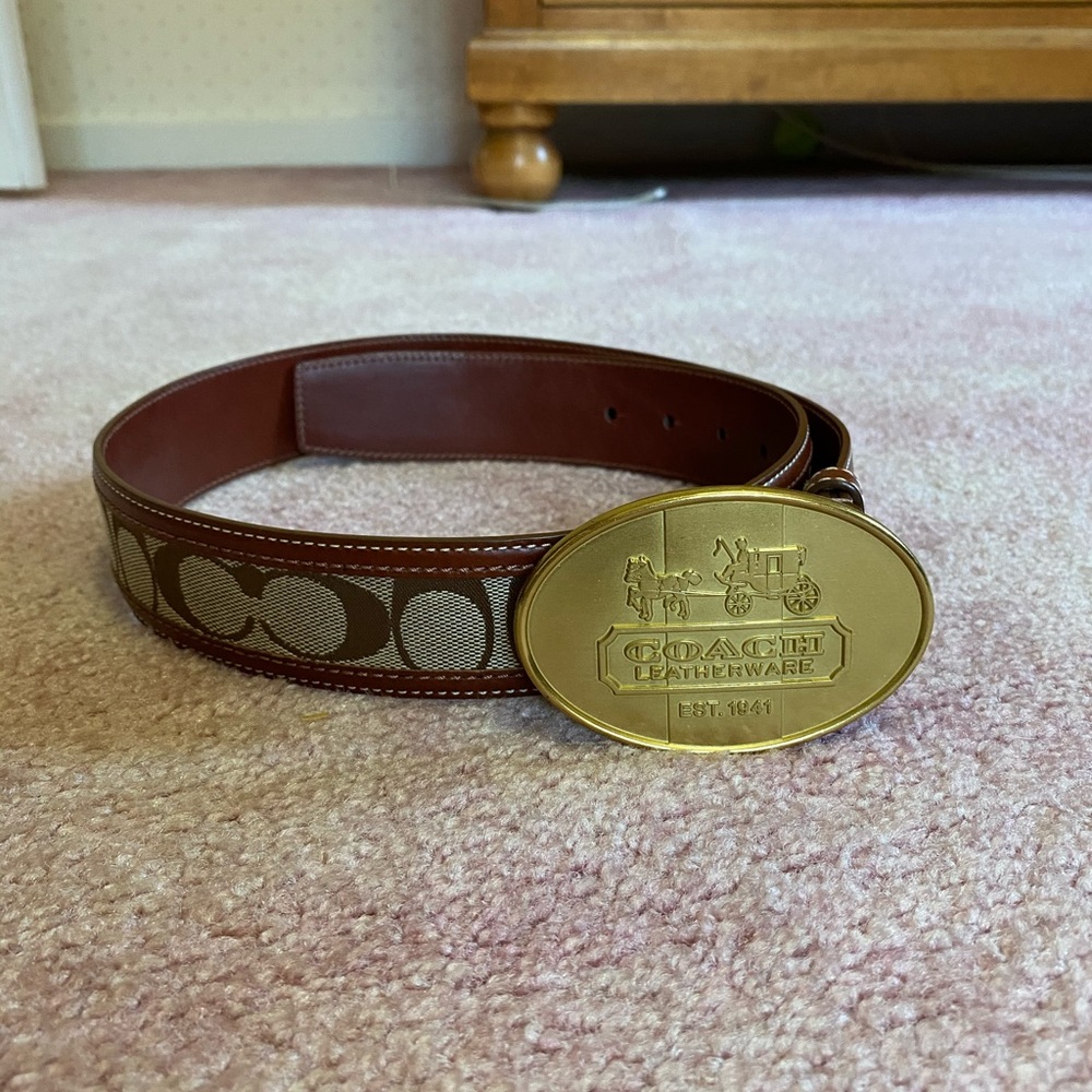 Coach belt